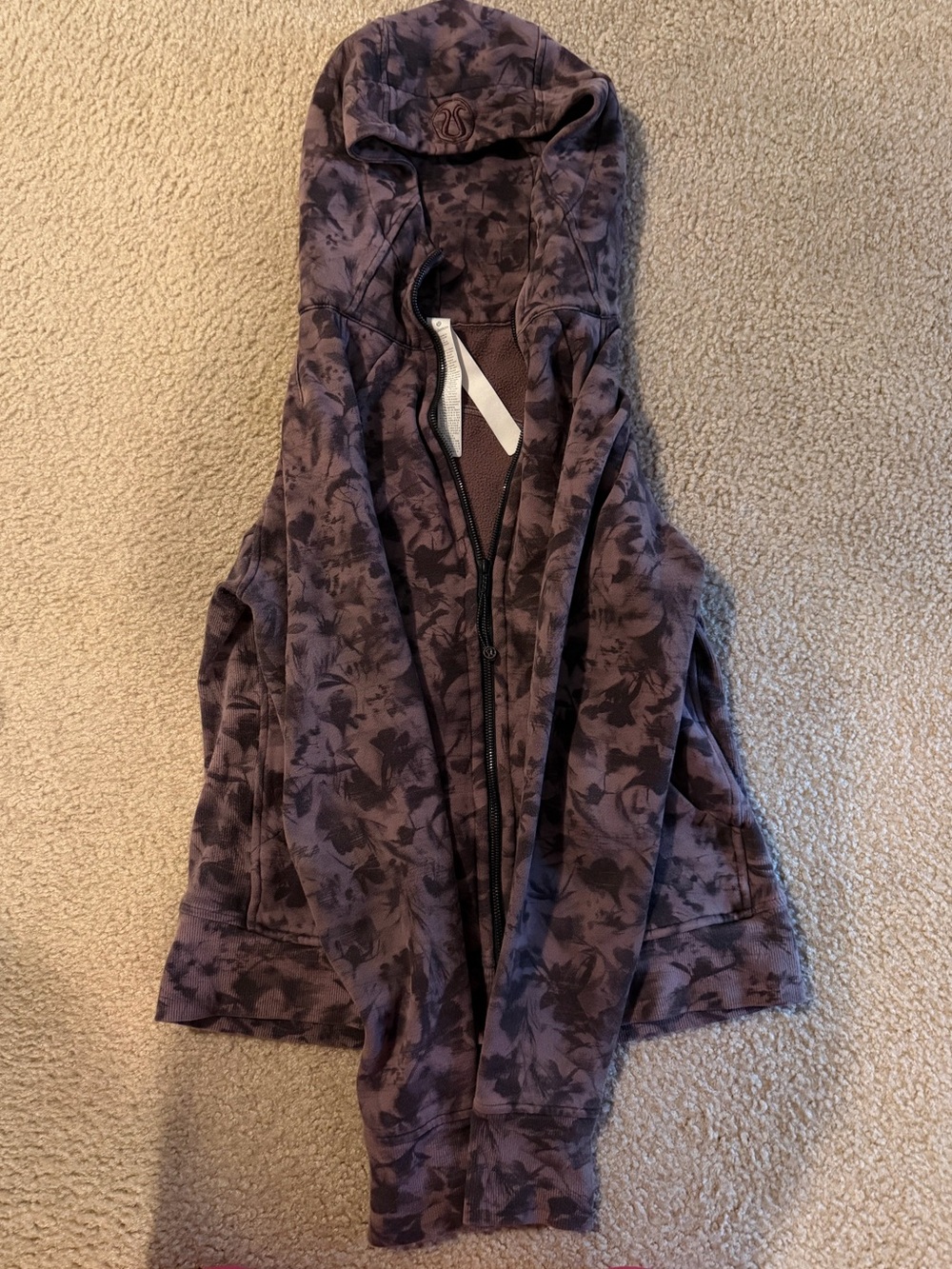 lululemon athletica scuba hoodie….Dusty Mauve Floral Zip Hoodie
